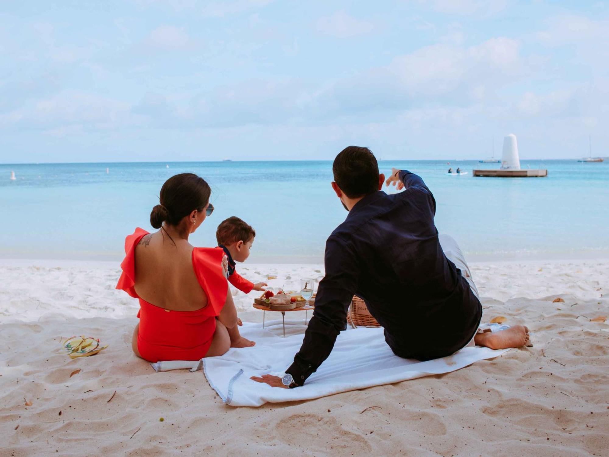 The Mill Resort And Suites Palm Beach Buitenkant foto