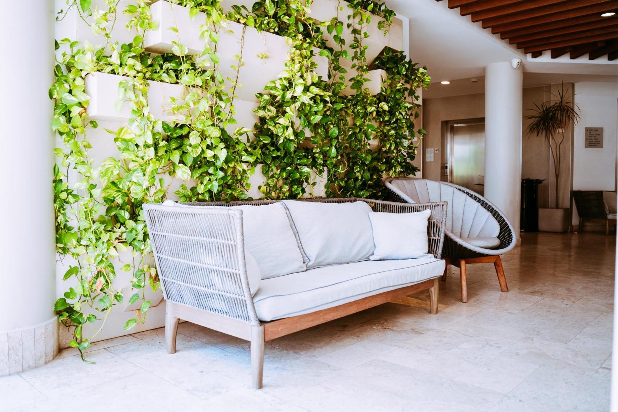 The Mill Resort And Suites Palm Beach Buitenkant foto